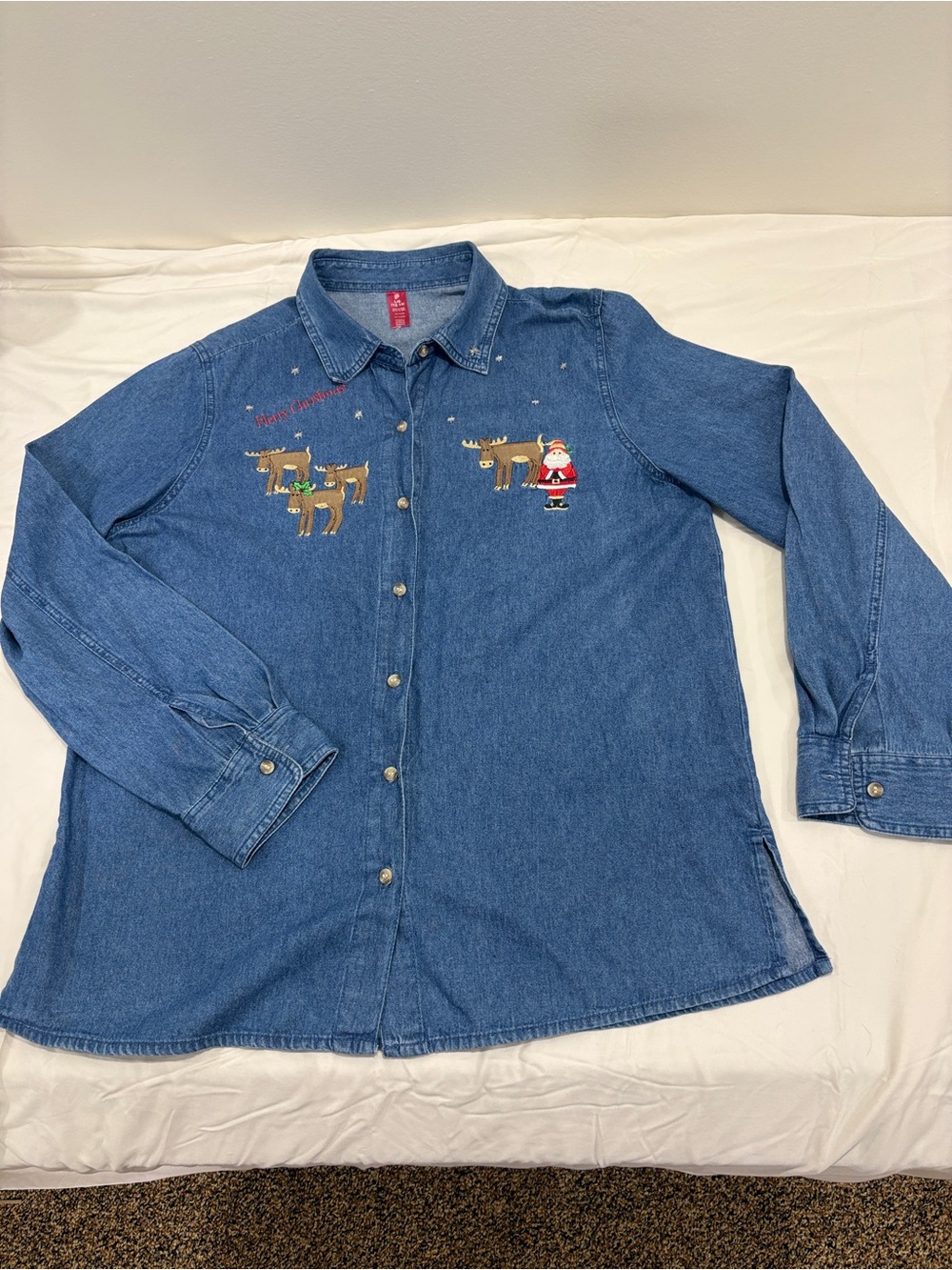 Vintage Blue Jean Shirt Christmas Holiday Santa Reindeer Embroidered L/S Sz L